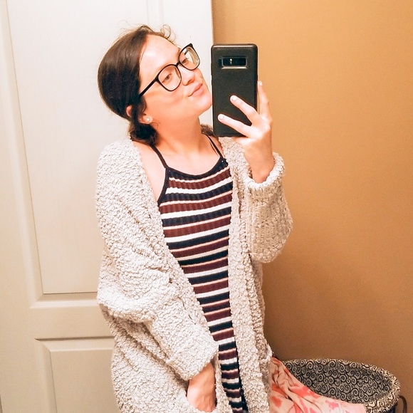 Meet your Posher, Lauren - Picture 1 of 1